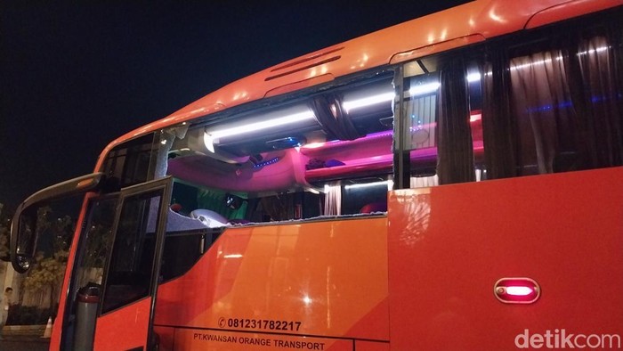 Tragedi Arema Vs Persik: Kronologi Insiden Kanjuruhan yang Merusak Bus dan Hati