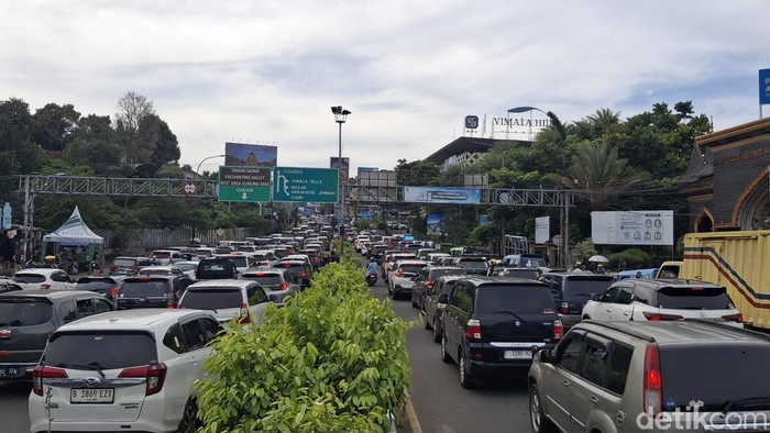 Padatan Lalin Puncak Bogor: 10 Jam One Way, Kenapa Terjadi?