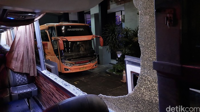 **Bus Persik Diterjang Batu di Kanjuruhan, APPI Beri Peringatan Tegas kepada Pelaku**
