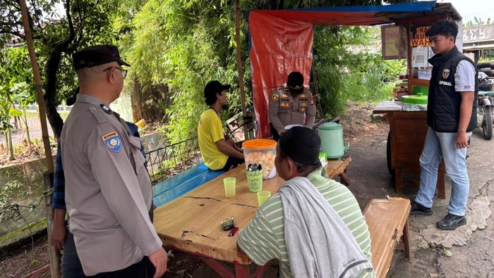 Polisi Turun Tangan Cek Aduan Pedagang, Tangkap Anggota Ormas Pelaku Pungli di Tangsel