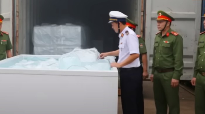 Heboh! TKW Asal Jember Ditemukan Hidup dalam Peti Es di Vietnam, Kisah Menyedihkan yang Membuat Dunia Berhenti!