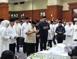 **Eddie Nalapraya, Pencak Silat Dunia, Meninggalkan Kenangan bagi Prabowo dan Pramono**