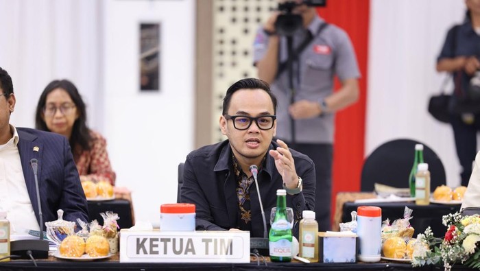Komisi III DPR Dukung 72 Bendera Ormas di Tangerang Dicabut: Bikin Resah - Update 1
