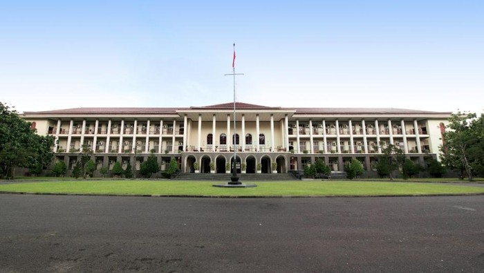 UGM Siap Hadapi Gugatan ke Rektor hingga 4 Warek soal Ijazah Jokowi - Update 1