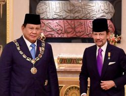 **Prabowo Subianto Terima Penghargaan Bintang Kebesaran dari Brunei, Dukung Kerja Sama Regional**