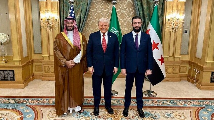 Trump Mengungkap Aspirasi Normalisasi Hubungan dengan Suriah