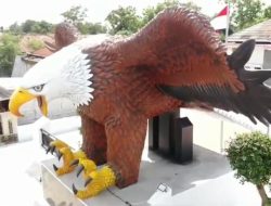Viral Patung Rajawali Raksasa di Indramayu, Dibangun dalam 3 Bulan dengan Biaya Rp 180 Juta