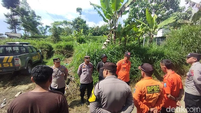 Pendaki Remaja Asal Karawang Hilang di Gunung Cikuray Garut: Misteri Berjangka Remaja 16 Tahun