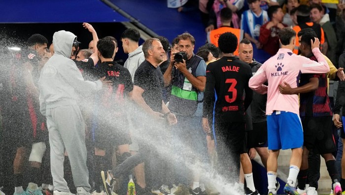 Flick Dipuji, 'Amankan' Pemain Barcelona dari Terulangnya Insiden 2023!