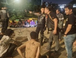 24 Oknum Berbahaya Dihadang Jatanras Polda Metro, Tawuran Bersajam Jakarta Terungkap!