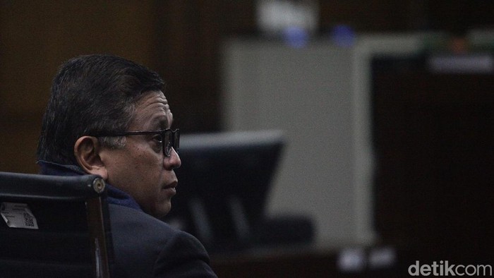 Protes Tak Henti Hasto: KPK Bersaksi di tengah Badai Kontroversi