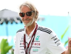 **Pemilik MU Sir Jim Ratcliffe Kehilangan Harta Rp 142 T, Bisakah Tim Meroket?**