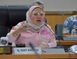 **”Waka DPRD DKI: Program ‘Manggarai Bershalawat’ Dinilai Perlu Kajian, Apakah Ampuh Cegah Tawuran?”**