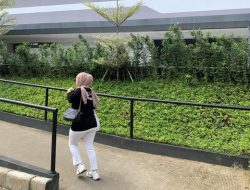 “Penumpang Protes Akses Baru Stasiun Tanjung Barat: Kenapa Muternya Jadi Jauh?”