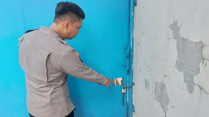 **Pabrik di Bogor Digembok, 17 Orang Tersangka Premanisme Diamankan Polisi**