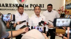 **Bareskrim Tangkap 2 Orang Kurir Sabu dan Happy Water di Jatim, Gagalkan Peredaran Narkoba**