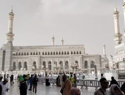 Jemaah Haji RI Dikecam, Jangan Titip Kartu Nusuk-Sandal ke Orang Lain!