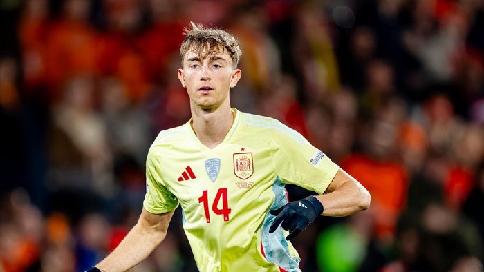 Dean Huijsen Langsung 'Dicolek' Sergio Ramos Setelah Gabung Real Madrid
