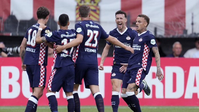 Menang 1 Poin dari Ajax, PSV Eindhoven Juara Eredivisie 2024/2025 - Update 1