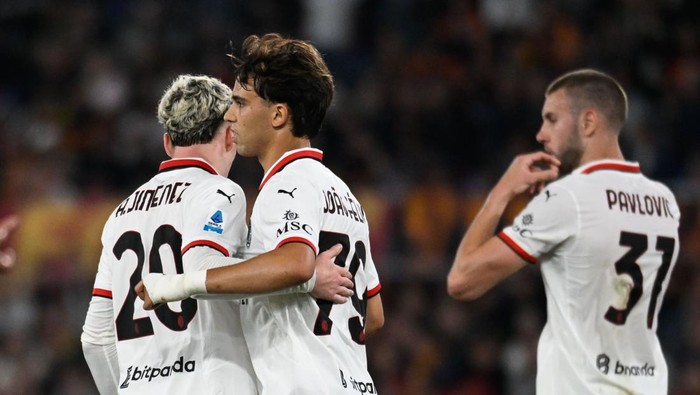**Conceicao: Musim Tidak Bagus Milan, Tapi Ada Sisi Positif**