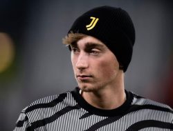 Dean Huijsen, Bisnis ‘Rugi’ Juventus yang Berujung Keuntungan