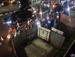 Proyek Galian Pinggir Jalan, Lalin Gatsu Jaksel Terancam Macet!