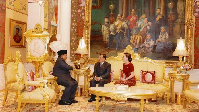 **Momen Prabowo Disambut Hangat Raja-Ratu Thailand di Amphorn Royal Palace, Perkuat Hubungan Indonesia-Thailand**