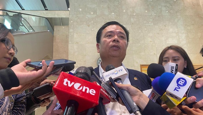 Komisi V DPR Siap Panggil Ojol, Pekan Depan Bahas Regulasi Baru yang Mempengaruhi Ratusan Ribu Penyedia Jasa!