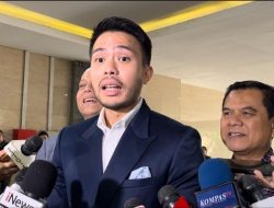 “Pengacara Tunggu Penyidik Umumkan Hasil Labfor Ijazah Jokowi ke Publik: Apakah Ijazah Asli?”