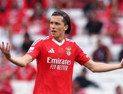 **Carreras dari MU ke Benfica, Kini Menjadi Incaran Real Madrid**