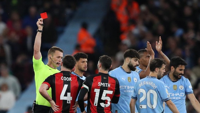 **Man City Vs Bournemouth: Drama 2 Kartu Merah, Trio Gol Membawa Kemenangan 3-1**