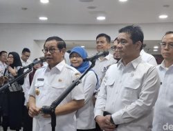 “Cerita Pramono Pernah Didoakan Riza Patria Jadi Gubernur: Padahal Tim Lawan”