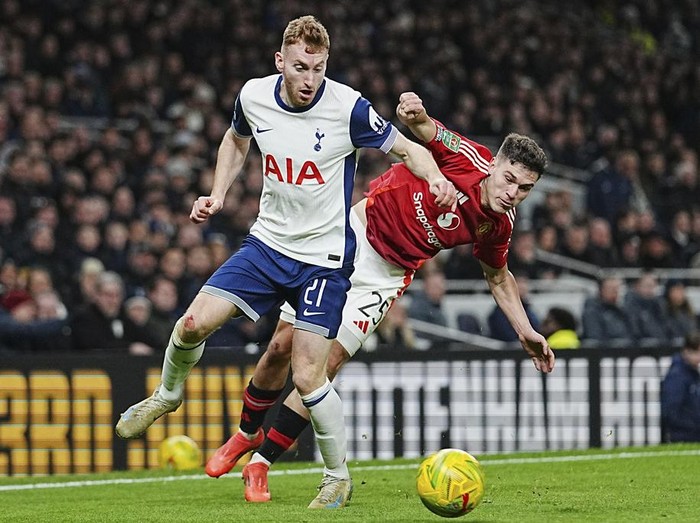 Liga Europa: Spurs Tepis Mitos, MU Jatuh di Tangan Musuh Lama