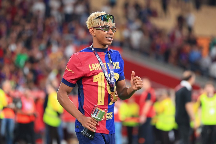 **Lamine Yamal, Pemain Gaji Terkecil Barcelona, Namun Tetap Tajir**