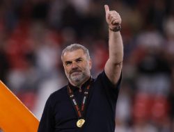 “Spurs Juara Liga Europa, Postecoglou Tepati ‘Janji’ dengan Gaya Menakjubkan!”
