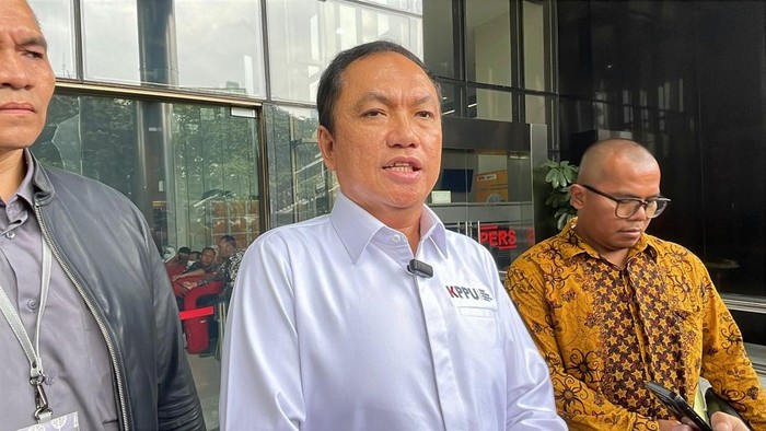 Ketua KPPU Sambangi KPK, Jadi Saksi Kasus Dugaan Korupsi Jual Beli Gas - Update 1