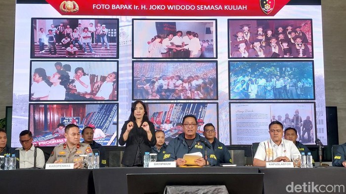 Bareskrim Ungkap Fakta Mengejutkan: Foto-foto Jokowi dari KKN hingga Wisuda di UGM!