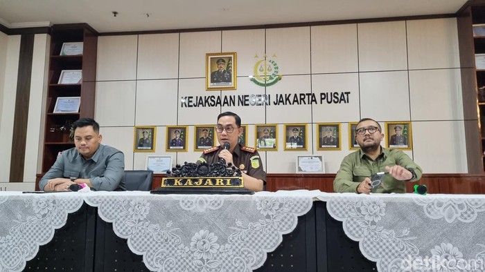 Kejari Jakpus Tetapkan 5 Tersangka Korupsi PDNS, Termasuk Mantan Dirjen Kominfo!