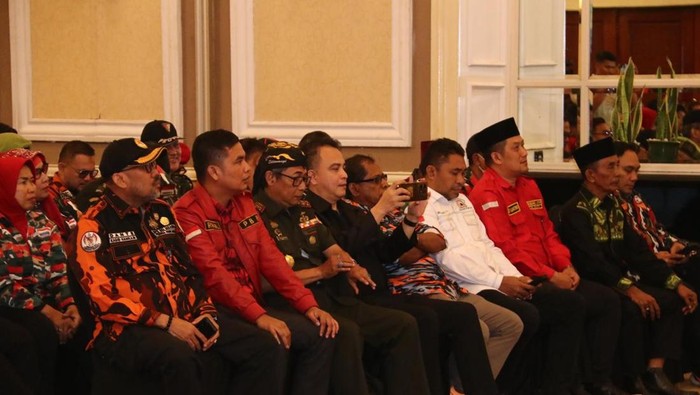 Ratusan Anggota Ormas Se-Jakarta Deklarasi Berantas Premanisme dengan Tegas!