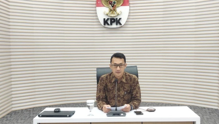 KPK Sita 6 Mobil dan 1 Motor, Tangkap Petinggi Kemnaker dalam Kasus Suap TKA