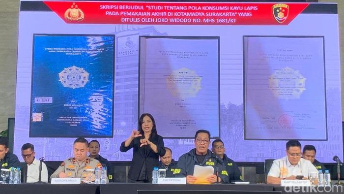 Bareskrim Terang-terangan Jelaskan Arsip Skripsi Jokowi yang Baru Diunggah UGM pada 2019