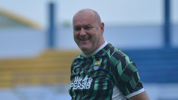 Bojan Hodak Blak-blakan: Ciro Pilih Hengkang dari Persib karena Tawaran Uang Milyaran