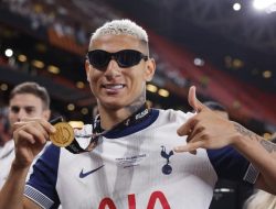**Penyebab UEFA ‘Teledor’ Sampai 3 Pemain Spurs Tak Kebagian Medali: Kisah dari Liga Europa 2024/2025**