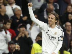 **Perez: Modric Selamanya di Hati Real Madrid**