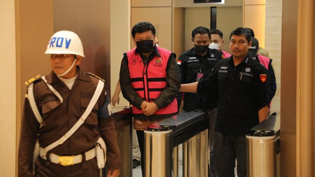 Bos Sritex Tersangka: 5 Fakta Mengejutkan Rugi Negara Ratusan Miliar!