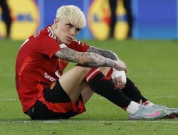 “Pintu Keluar MU Terbuka untuk Alejandro Garnacho: Akhir atau Awal?”