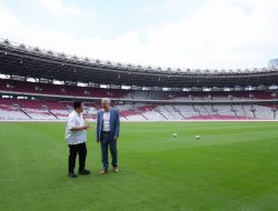 Erick Thohir Bersama FIFA, Cek Kesiapan GBK Sebelum Indonesia vs China