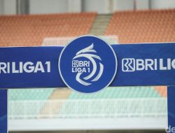 “PSS dan Barito Putera Terdegradasi, Liga 1 Kembali Berdenyut dengan Hasil Mengejutkan!”