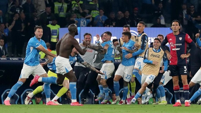 Lukaku Ingat Laga MU, Sempat Minta Pemain Napoli Jangan Senang Dulu: Kisah Bela Diri di San Siro!