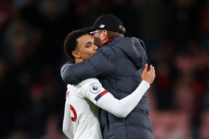 [Klopp Sudah Kelewat Batas Dukung Alexander-Arnold? Ini Reaksi Mengejutkan!]